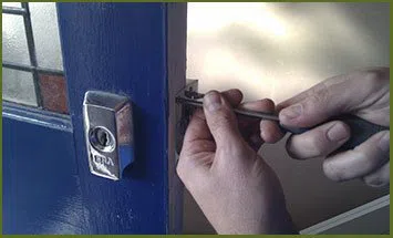 	Tampa Top Locksmith Tampa, FL 813-261-6592